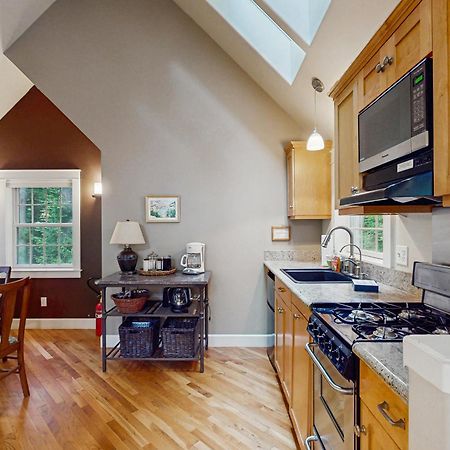 Serene Redwood Retreat 아르카타 외부 사진